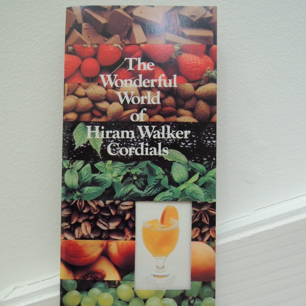 Hiram Walker Recipes Bartender Helper Mixed Drink +Cordials Recipe Guide Vtg 80s